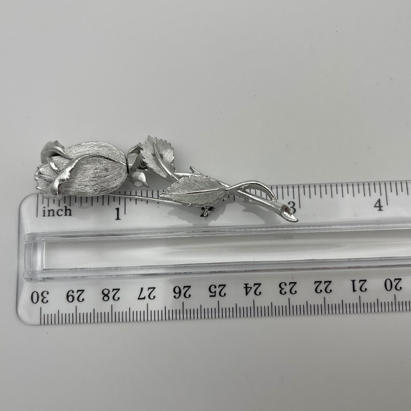 LISNER Signed Silver Tone Long Stem Rose Flower Pin Brooch - Picture 6 of 7
